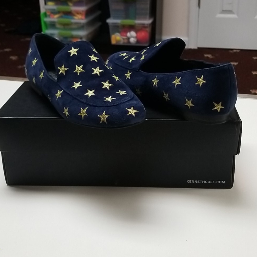 Kenneth Cole blue and gold star loafer size 7.5